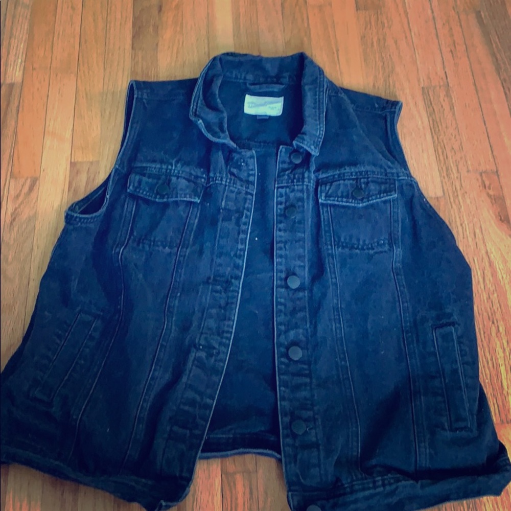 Black jean vest